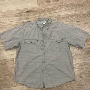 Magellan Outdoors Men's Casual Gray Button Down Shirt